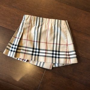 Burberry Bottoms - Burberry size 2 skirt Burberry Bottoms - Burberry size 2 skirt